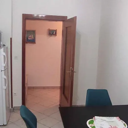 6 Apartment *